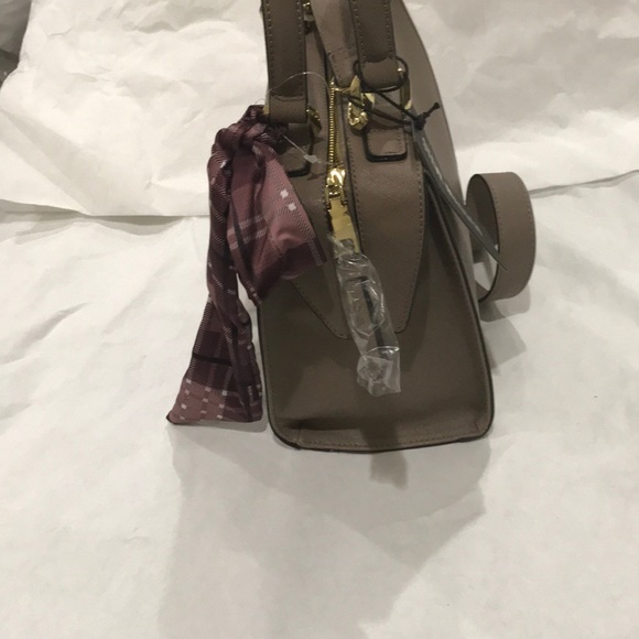 Steve Madden Crossbody Bag with scarf detail - Picture 4 of 8